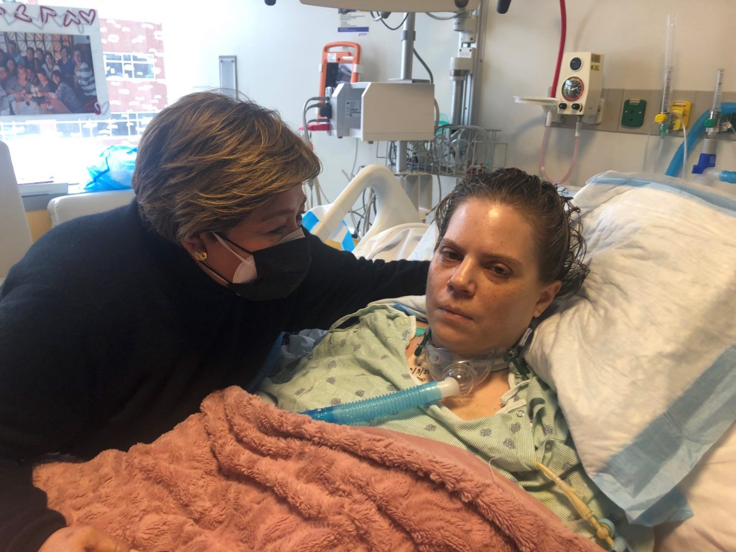 Maria Young & Mom_hospital